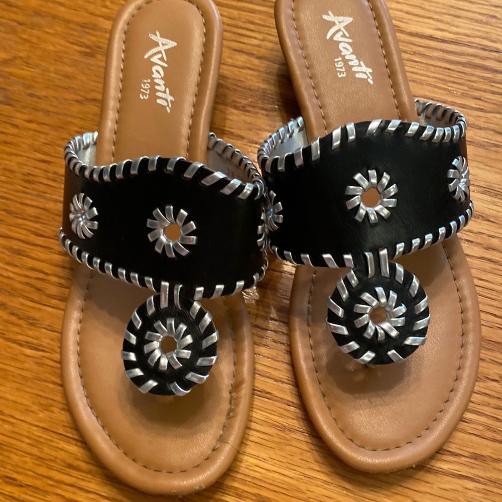 Avanti Sandals